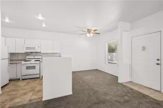 Photo #4: 2685944 Listing 