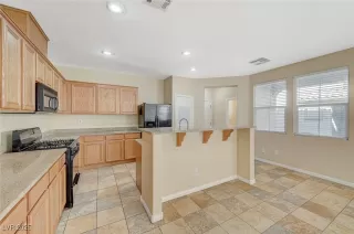 Photo #5: 2685952 Listing 