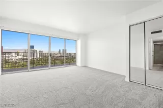 Photo #4: 2685962 Listing