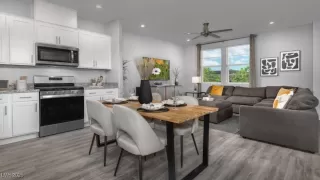 Photo #2: 2685964 Listing