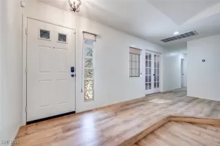 Photo #5: 2685990 Listing 