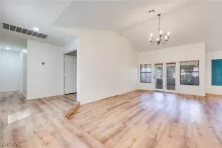 Photo #6: 2685990 Listing 