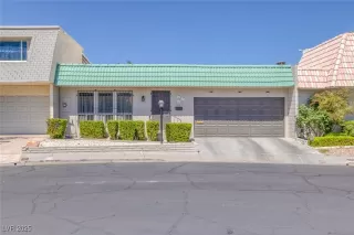 Photo #1: 2685997 Listing