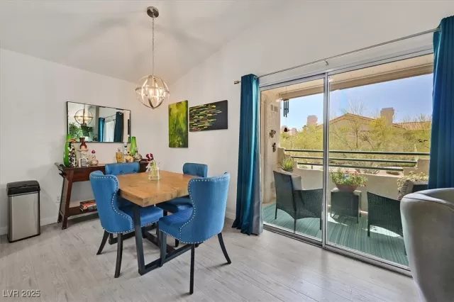 MLS: 2686004 Condo For Sale