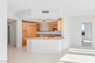 Photo #1: 2686024 Listing 