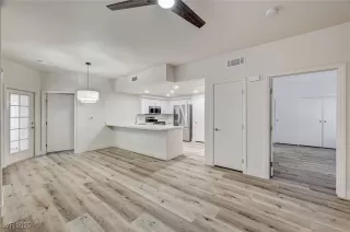 Photo #1: 2686052 Listing