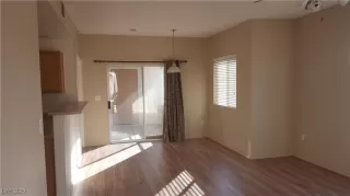 Photo #3: 2686061 Listing 