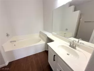 Photo #5: 2686114 Listing 