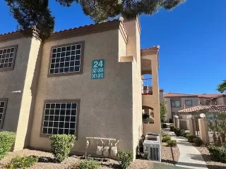 Photo #2: 2686122 Listing 