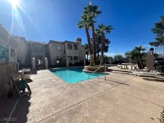 Photo #5: 2686122 Listing 