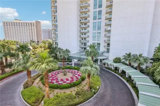 Photo #1: 2686139 Listing