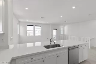 Photo #6: 2686153 Listing 