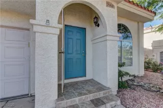 Photo #2: 2686212 Listing 