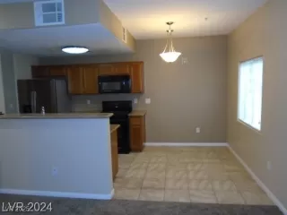 Photo #5: 2686242 Listing