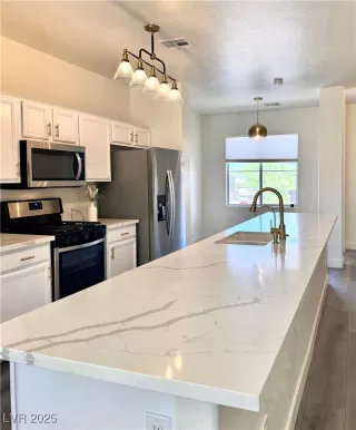 Photo #4: 2686255 Listing 