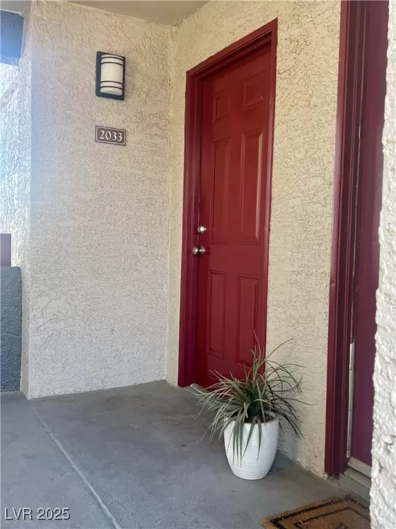 MLS: 2686271 Condo For Sale