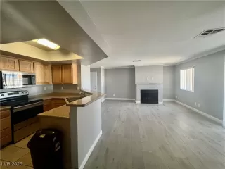 Photo #1: 2686271 Listing 