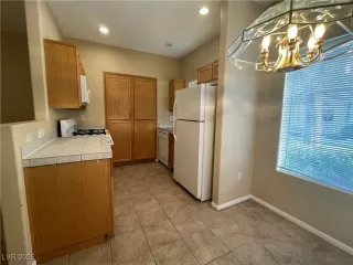Photo #2: 2686272 Listing