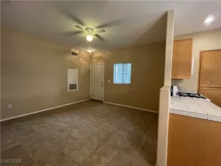 Photo #4: 2686272 Listing