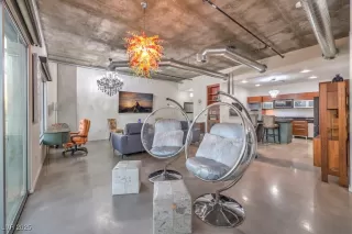 Photo #3: 2686288 Listing 