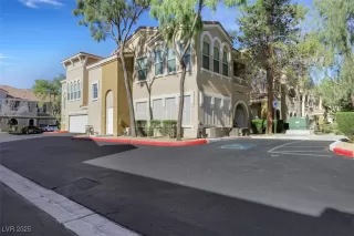 Photo #1: 2686292 Listing