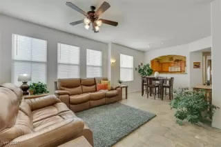 Photo #6: 2686292 Listing