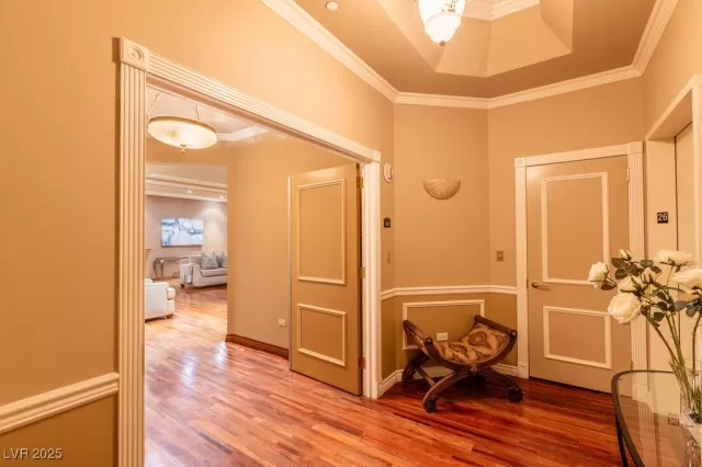 MLS: 2686334 Condo For Sale