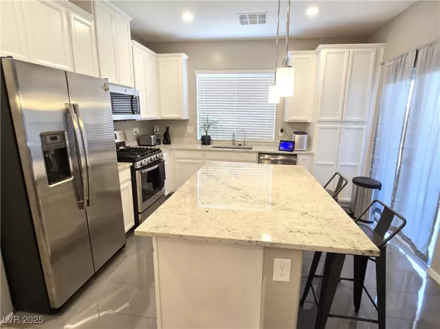 MLS: 2686356 Condo For Sale