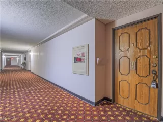 Photo #1: 2686388 Listing