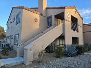 Photo #1: 2686397 Listing 