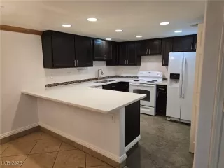 Photo #5: 2686397 Listing 