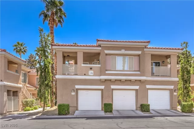 MLS: 2686414 Condo For Sale