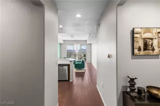 Photo #3: 2686437 Listing 