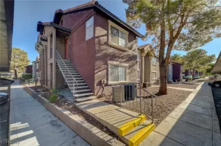 Photo #1: 2686486 Listing 