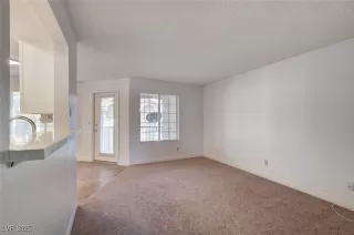 Photo #5: 2686486 Listing 