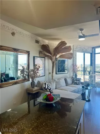 Photo #1: 2686525 Listing