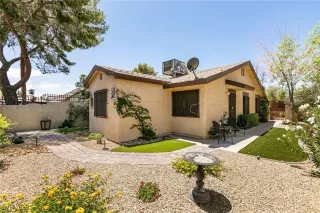 Photo #3: 2686546 Listing