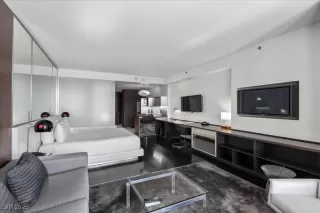 Photo #1: 2686567 Listing