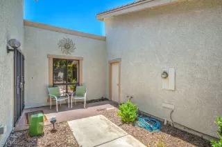 Photo #3: 2686580 Listing