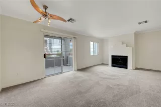 Photo #5: 2686587 Listing