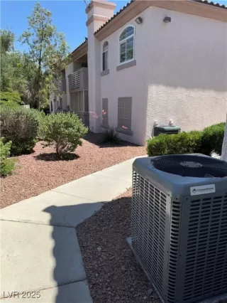 Photo #4: 2686627 Listing 