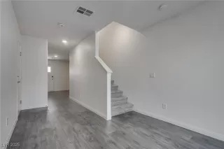 Photo #3: 2686649 Listing 