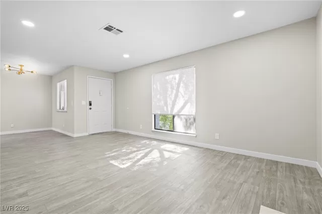 MLS: 2686655 Condo For Sale