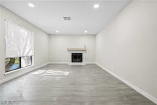 Photo #2: 2686655 Listing