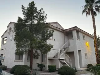 Photo #3: 2686659 Listing