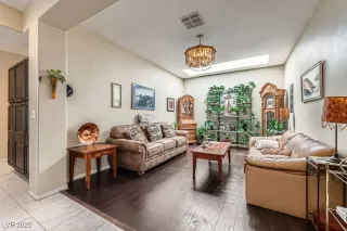 Photo #5: 2686716 Listing 