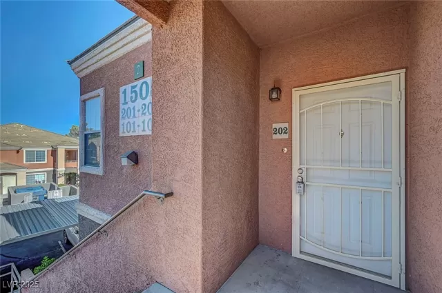 MLS: 2686724 Condo For Sale