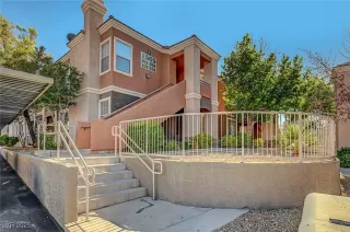 Photo #2: 2686724 Listing 