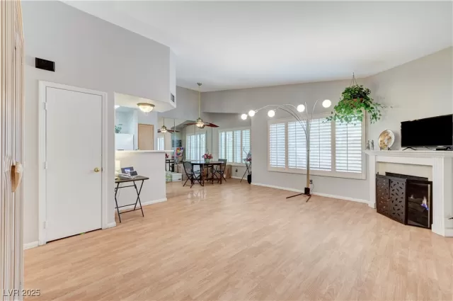 MLS: 2686728 Condo For Sale