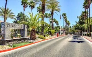 Photo #1: 2686750 Listing 